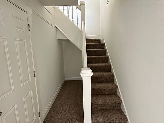 3rd image of 217 N Burlington Ave #217