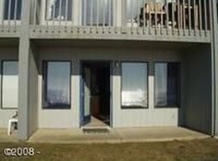 701 NW Coast St APT 102, Newport, OR 97365