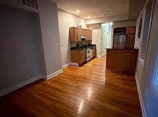 11 Grove St APT 2, Boston, MA 02114