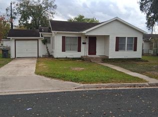 904 Alcoa St, Victoria, TX 77901