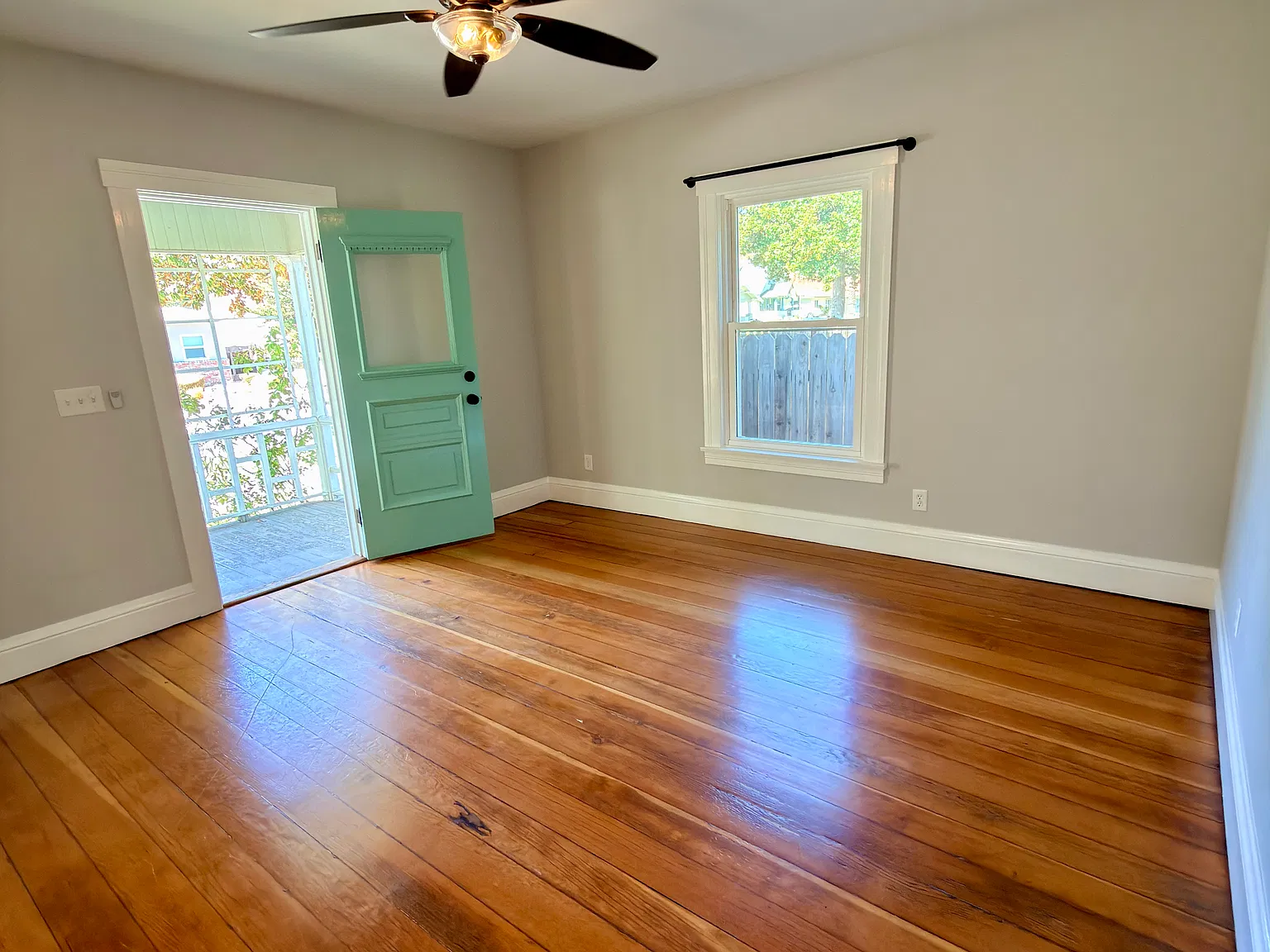 234 S Vista Bonita Ave — Photo 4