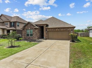2320 Rosemary St, Rosenberg, TX 77469