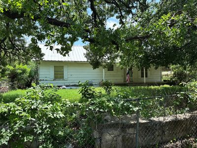 1306 N Austin St, Comanche, TX, 76442