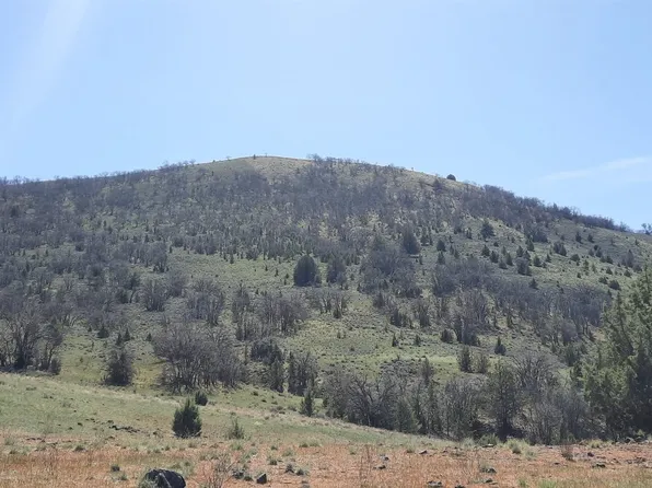 13216 Sylva Rd, Montague, CA 96064