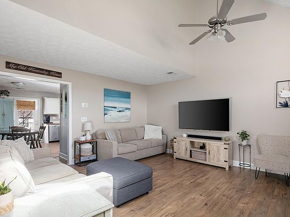 4th image of 313 Loblolly Ct