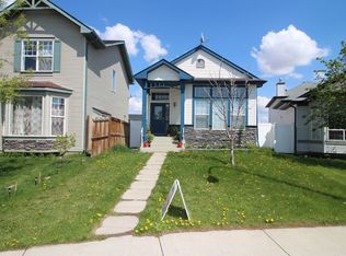 32 Tarington Mnr NE, Calgary, AB T3J 4N2