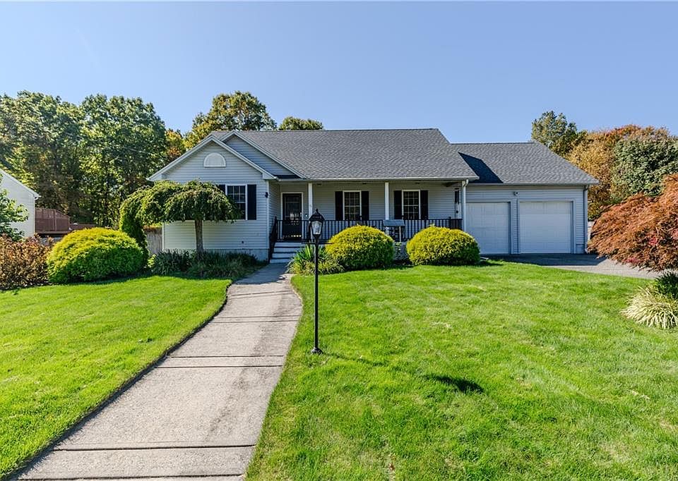 1st image of 15 Primrose Dr