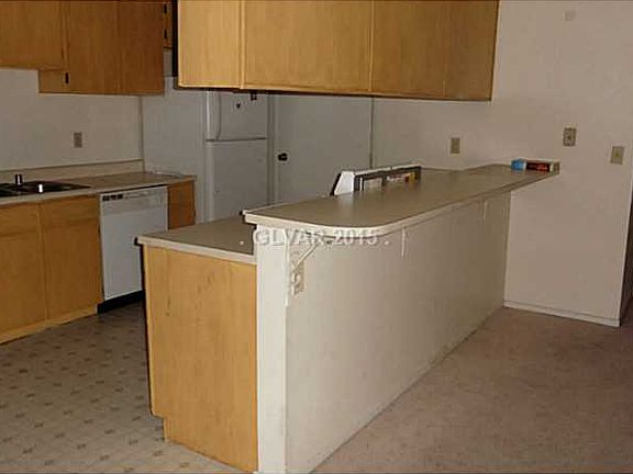 4th image of 4170 Mississippi Ave #86