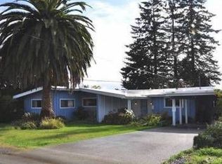 307 Birch St, Brookings, OR 97415