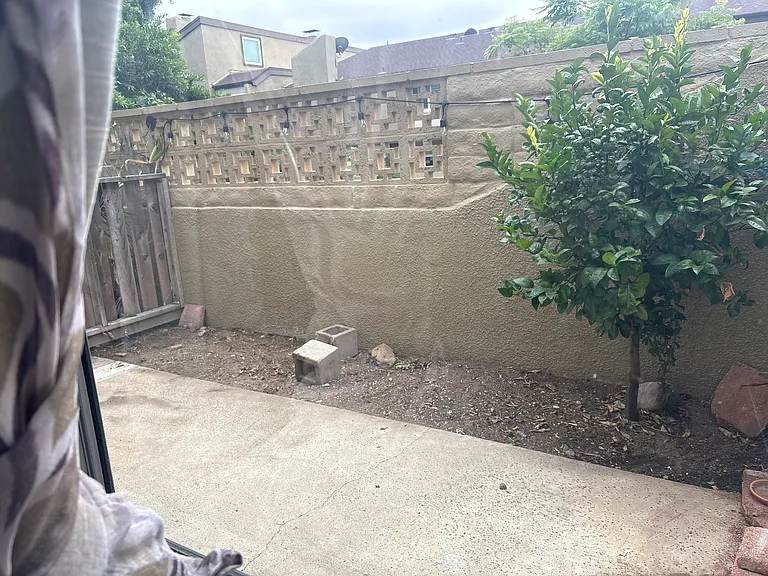 Greendale Ln — Photo 20