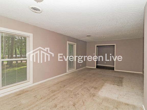 3rd image of 341 Forest Ave