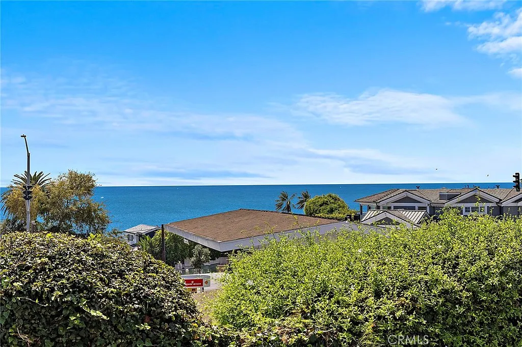1 bed, 623 sqft, $4,400 — Photo 1