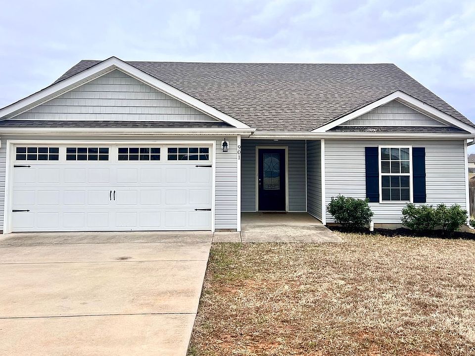 1st image of 901 Hugh Hunter Rd