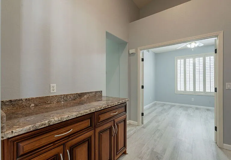 7167 W Abraham Ln — Photo 44