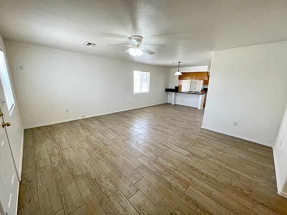 5th image of 3740 May St