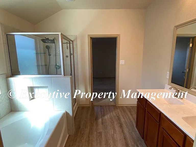 1781 Dryden Ave — Photo 15