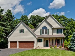 2414 Three Oaks Rd, Cary, IL 60013