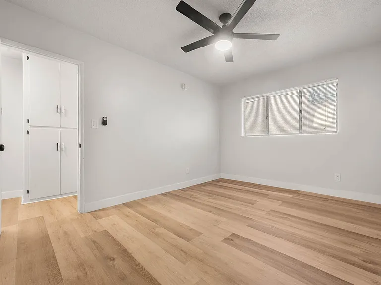3862 S Potomac Ave — Photo 26