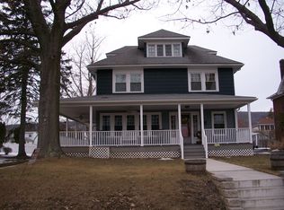 1828 Wyoming Ave, Forty Fort, PA 18704