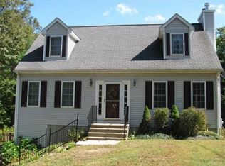 108 Perry St, Douglas, MA 01516