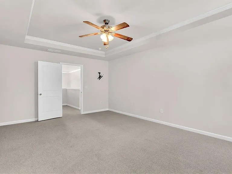 4488 Ravenwood Dr — Photo 21