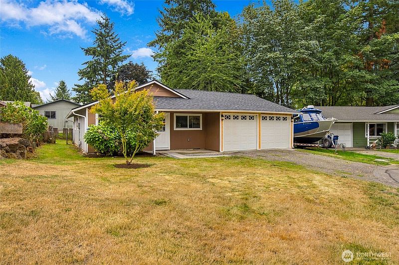 2nd image of 8520 9th PL NE