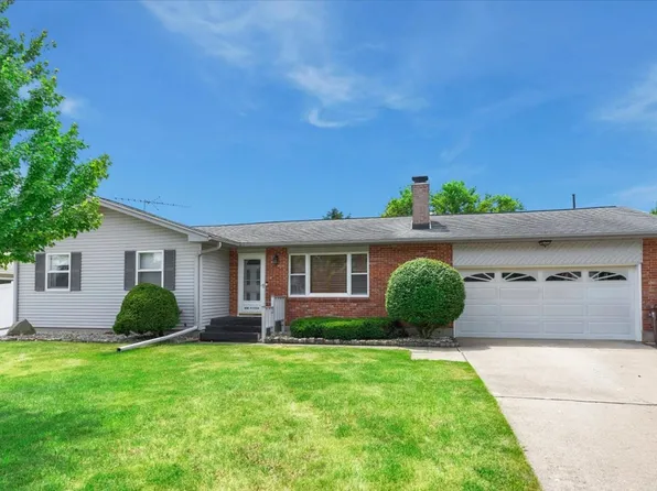 904 Obrien St, Harvard, IL 60033