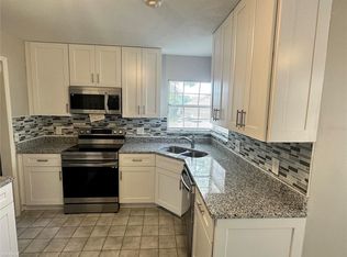 2436R Lake Jackson Cir, Apopka, FL 32703