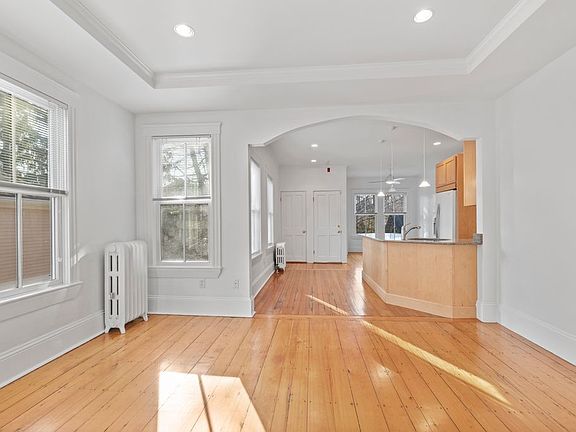 5th image of 36 Healey St