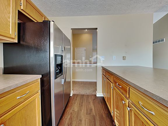 4th image of 1106 Brookstone Dr