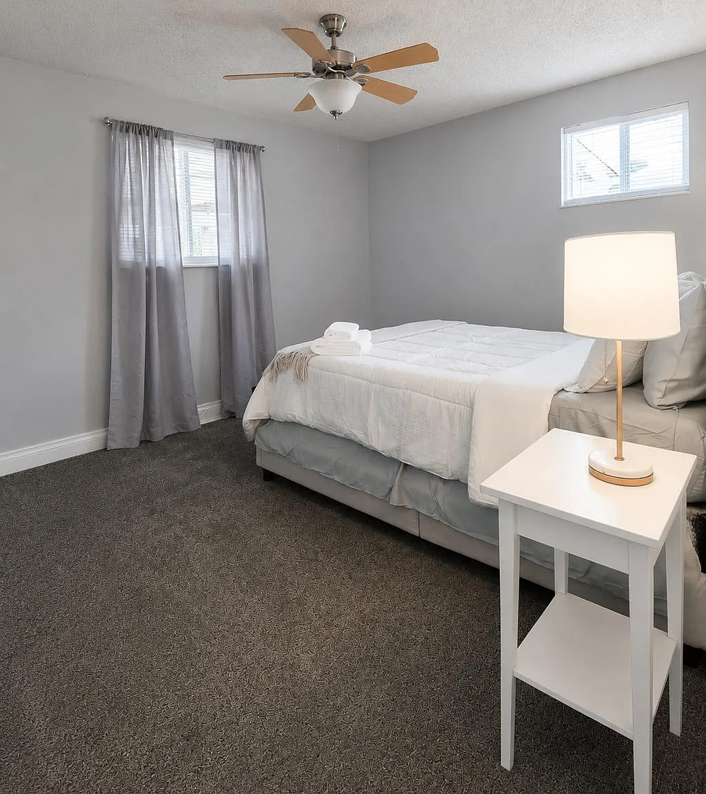 4 bed, 2.0 bath, 1850 sqft, $1,139 — Photo 2