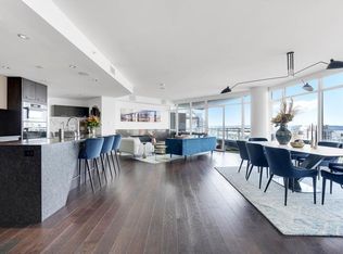 1372 Seymour St #2201, Vancouver, BC V6B0L1