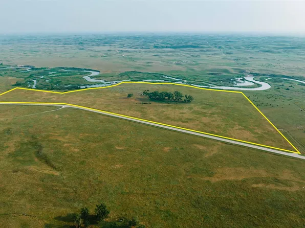 96 High Way, Burwell, NE 68823