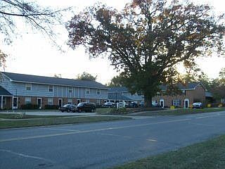 View of Warren Oak Apartment