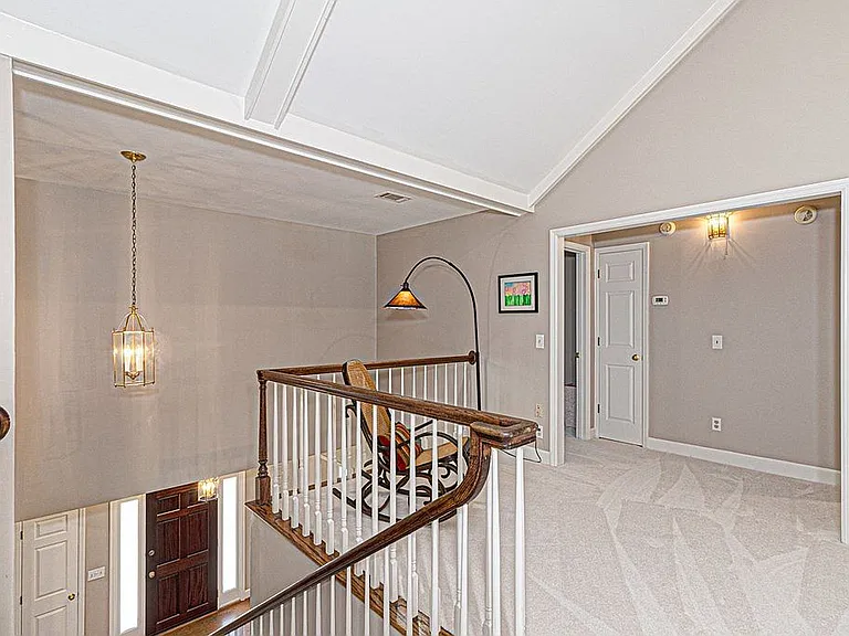 7 Bridgecreek Ct — Photo 19