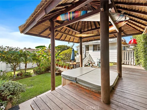 483 Aster St, Laguna Beach, CA 92651