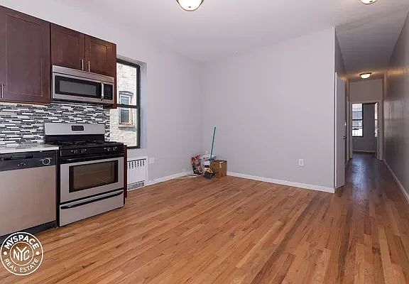3rd image of 365 E 21st St #5K