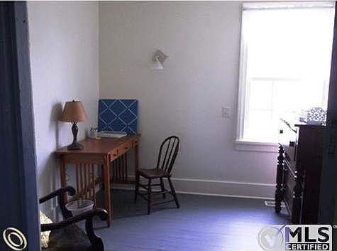 Study/4th bed 015.JPG