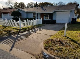 3708 Charlotte Dr, Fort Worth, TX 76119