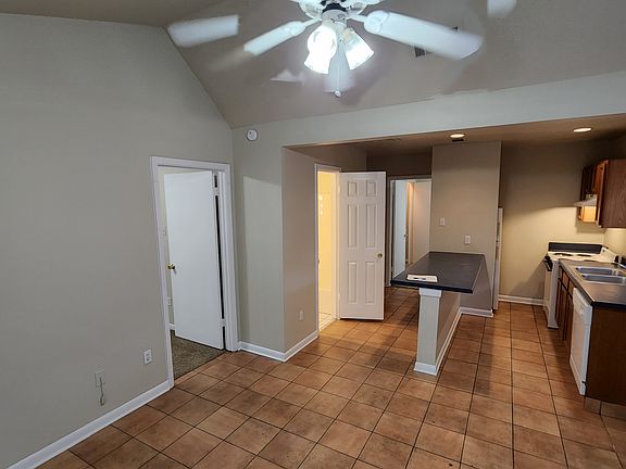 2nd image of 7737 Zimpel St