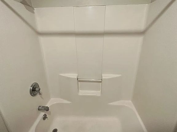 5th image of 13 Forest Ave #1