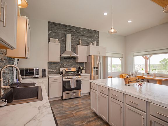4th image of 8400 E 1320 Road