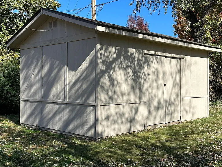1003 Lockheed St #A — Photo 11