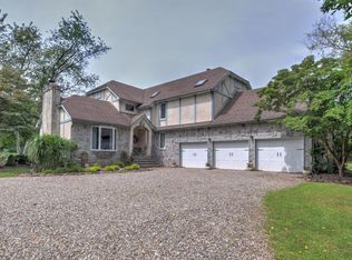 4 Red Owl Ct, Millstone Township, NJ 08535