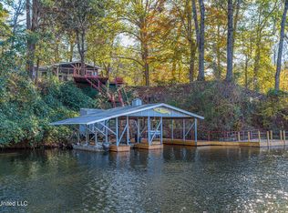 11304 Cypress Dr, Hernando, MS 38632