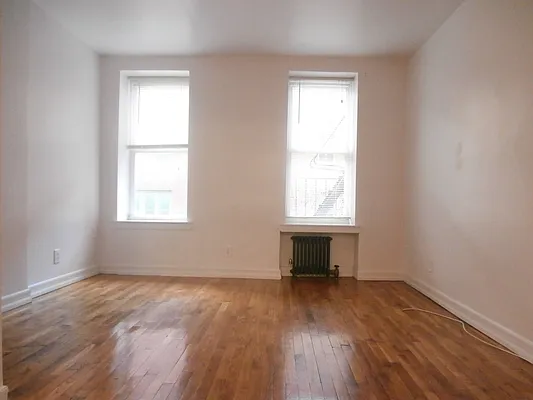 Rented by MNS | media 17