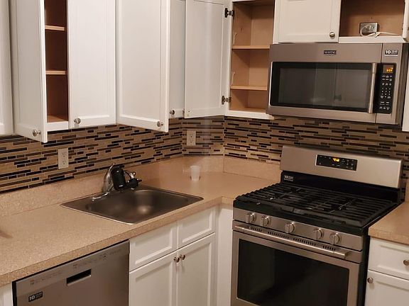 5th image of 30 N 7th St Unit B