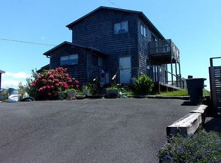 135 6th Ave, Seaside, OR 97138