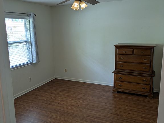 5th image of 5127 NW 24th Pl