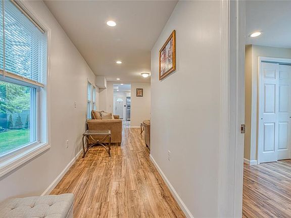 2nd image of 25 Dolan St